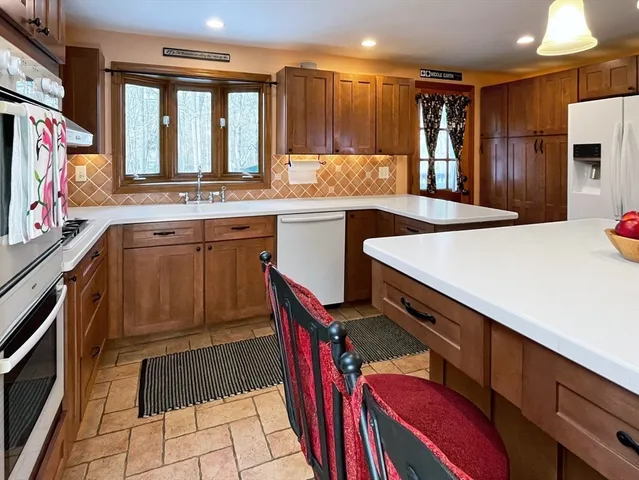 $789,900 | 11 Canterbury Drive, Georgetown, MA 01833