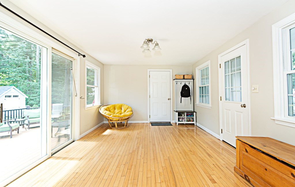2 Highland Street Lancaster, MA 01523 - Photo 13 of 42