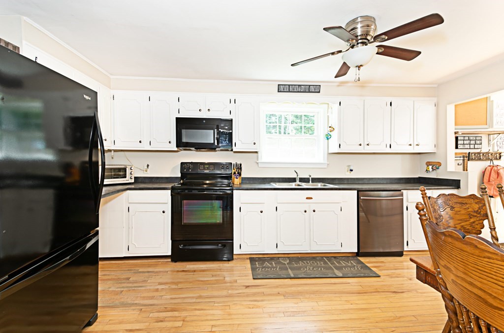 2 Highland Street Lancaster, MA 01523 - Photo 16 of 42