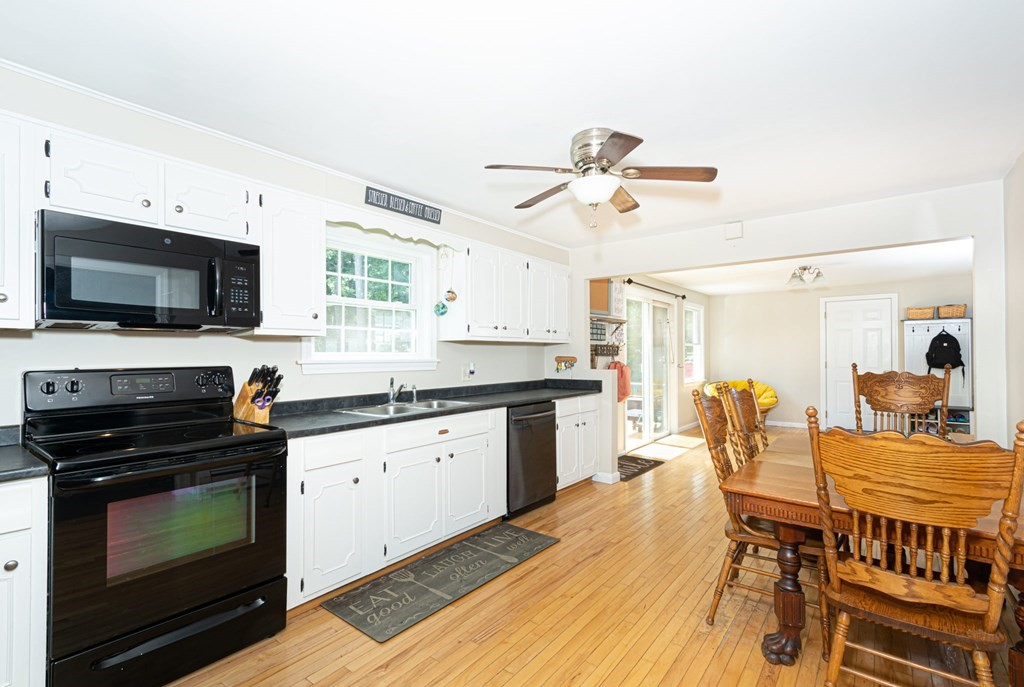 2 Highland Street Lancaster, MA 01523 - Photo 17 of 42