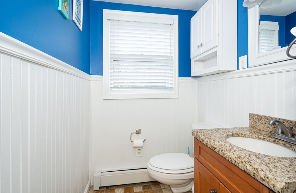 2 Highland Street Lancaster, MA 01523 - Photo 24 of 42