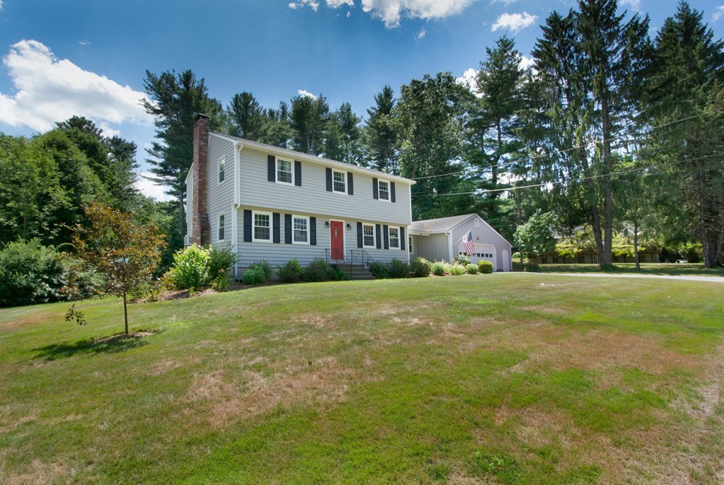 2 Highland Street Lancaster, MA 01523 - Photo 4 of 42