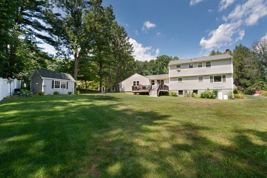 2 Highland Street Lancaster, MA 01523 - Photo 7 of 42
