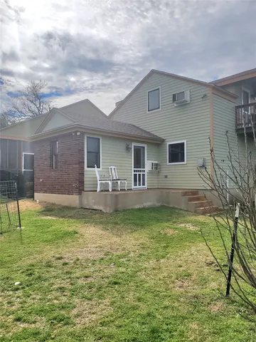 $950 | 1050 Hidden Hills Drive, Unit GROUND FLOOR GARAGE, Dripping Springs, TX 78620