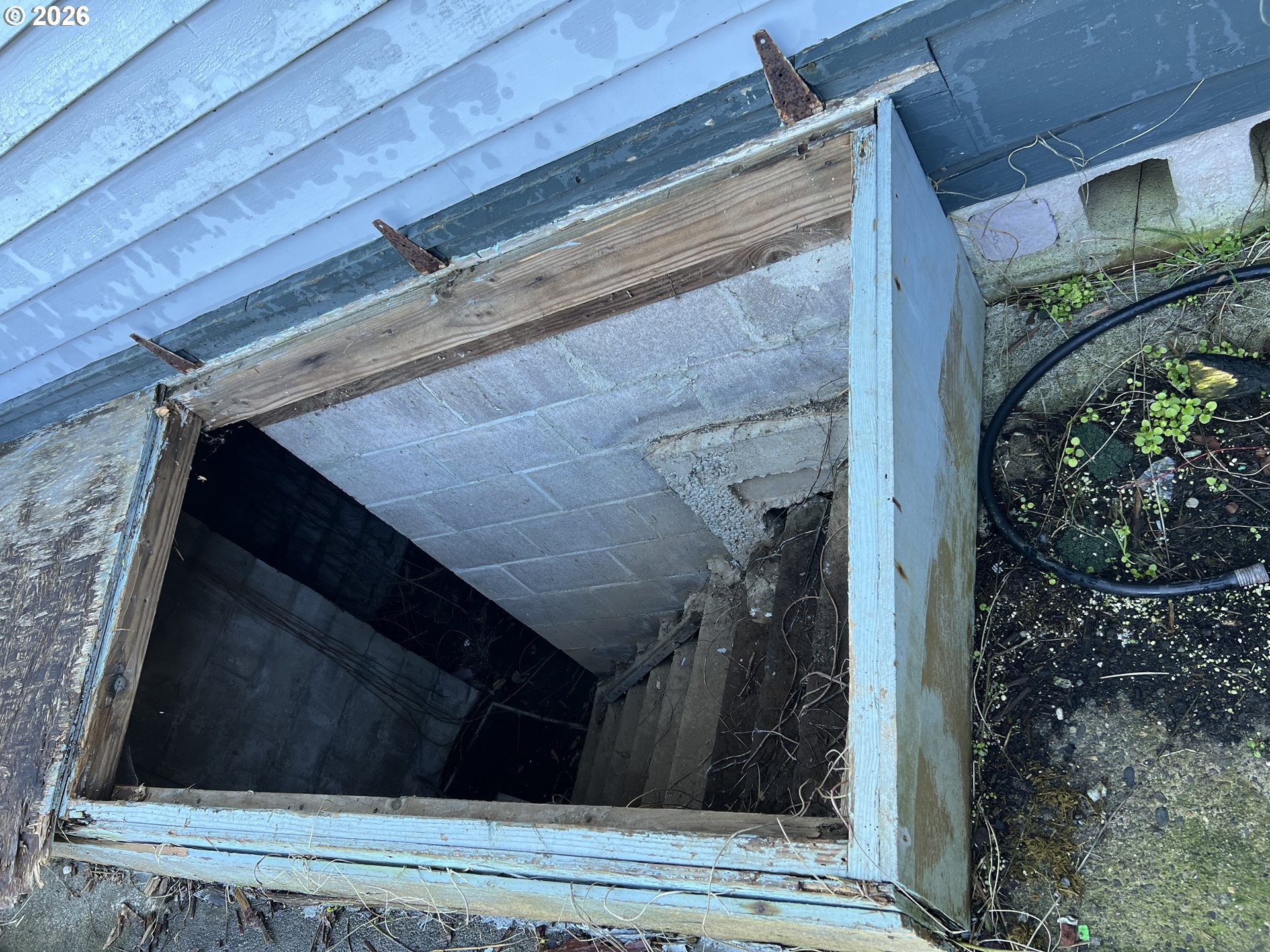 2260 Meade Avenue North Bend, OR 97459 - Photo 29 of 37