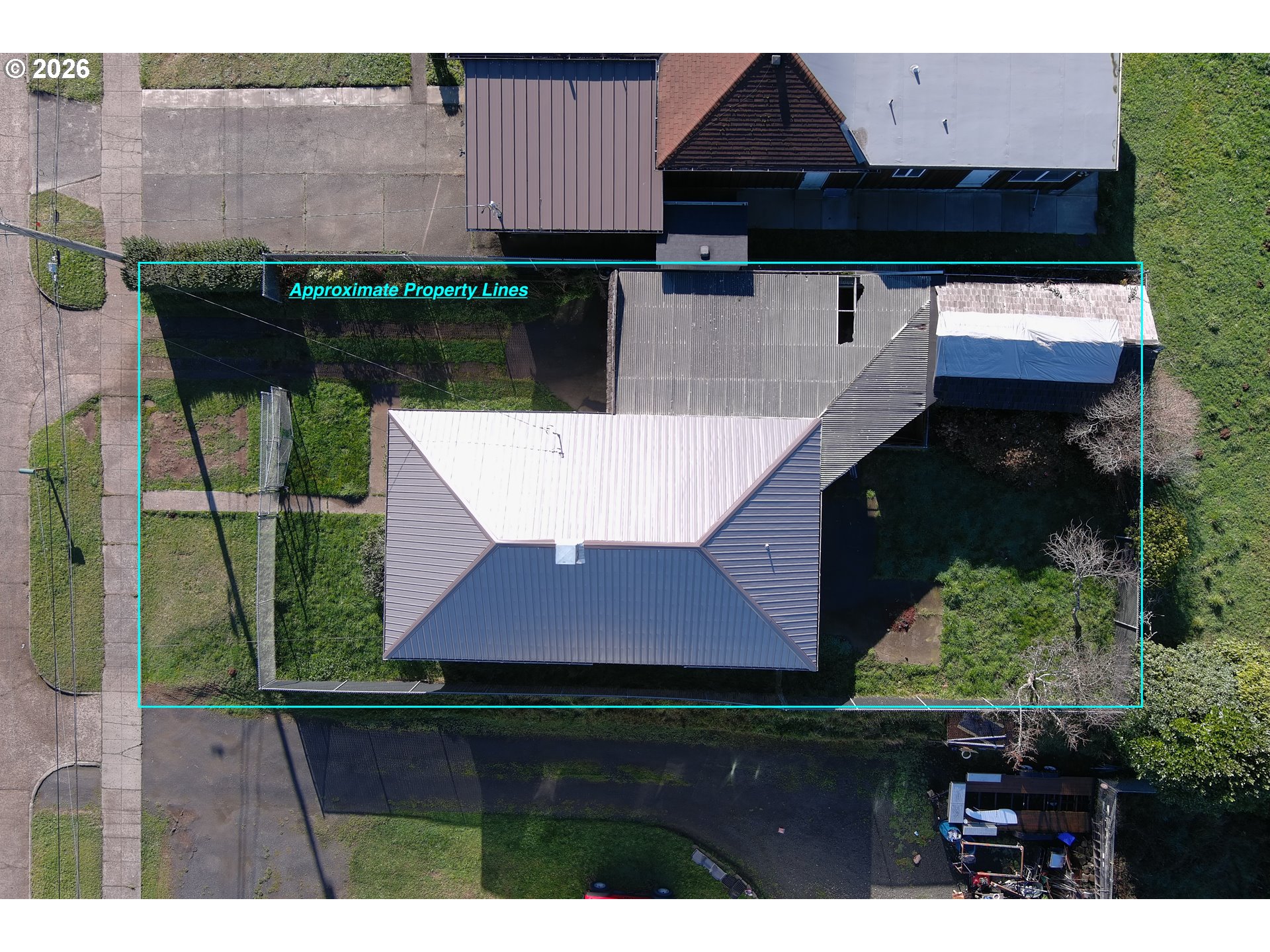 2260 Meade Avenue North Bend, OR 97459 - Photo 6 of 37 a view of house with yard and sitting space