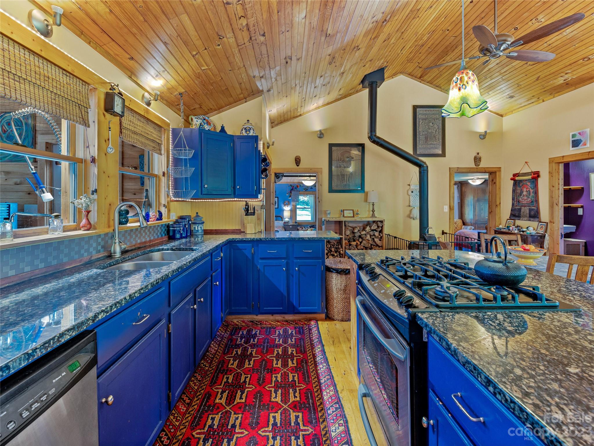 305 Pound Mill Road Marshall, NC 28753 - Photo 13 of 48