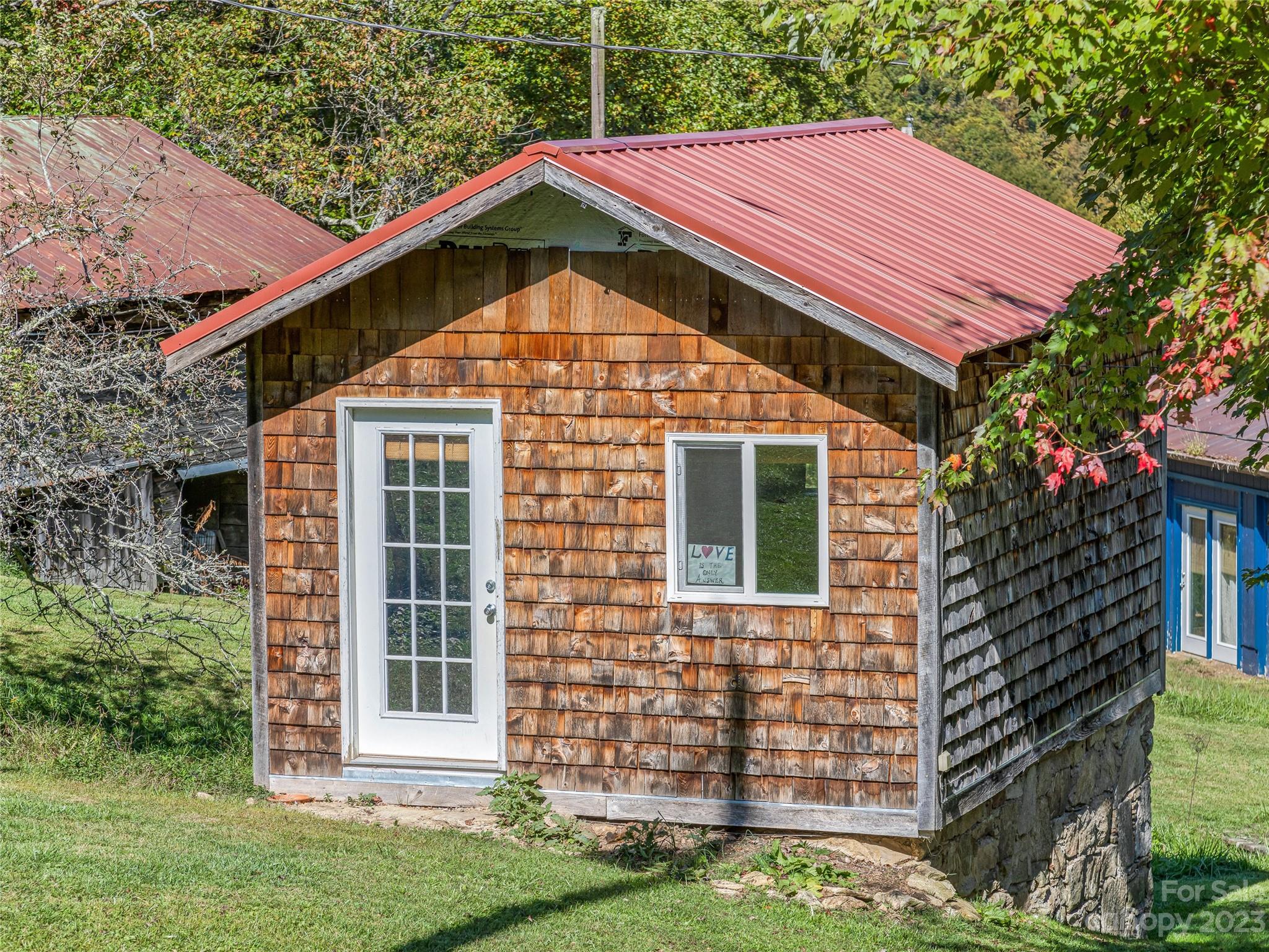 305 Pound Mill Road Marshall, NC 28753 - Photo 27 of 48