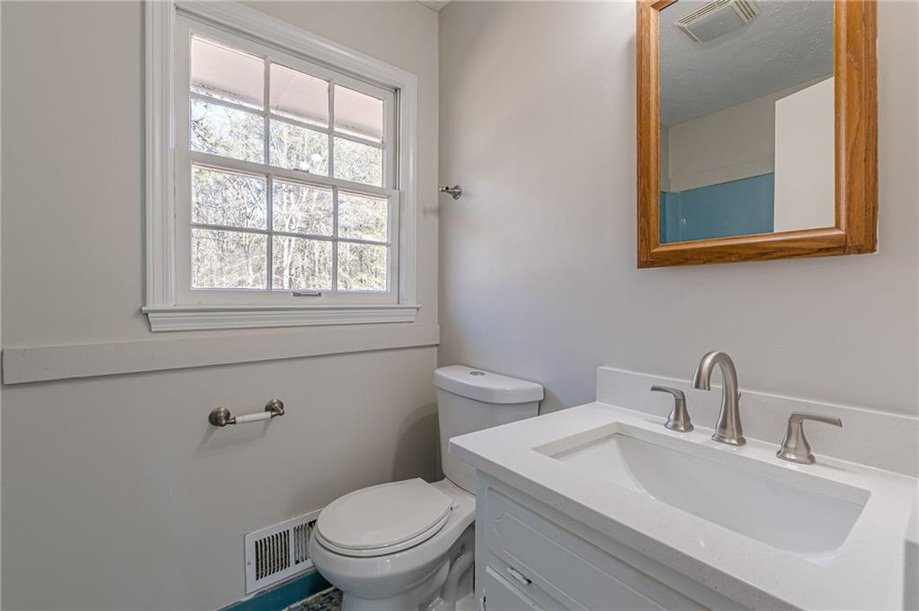 9178 Lakeview Drive Southwest Covington, GA 30014 - Photo 29 of 53