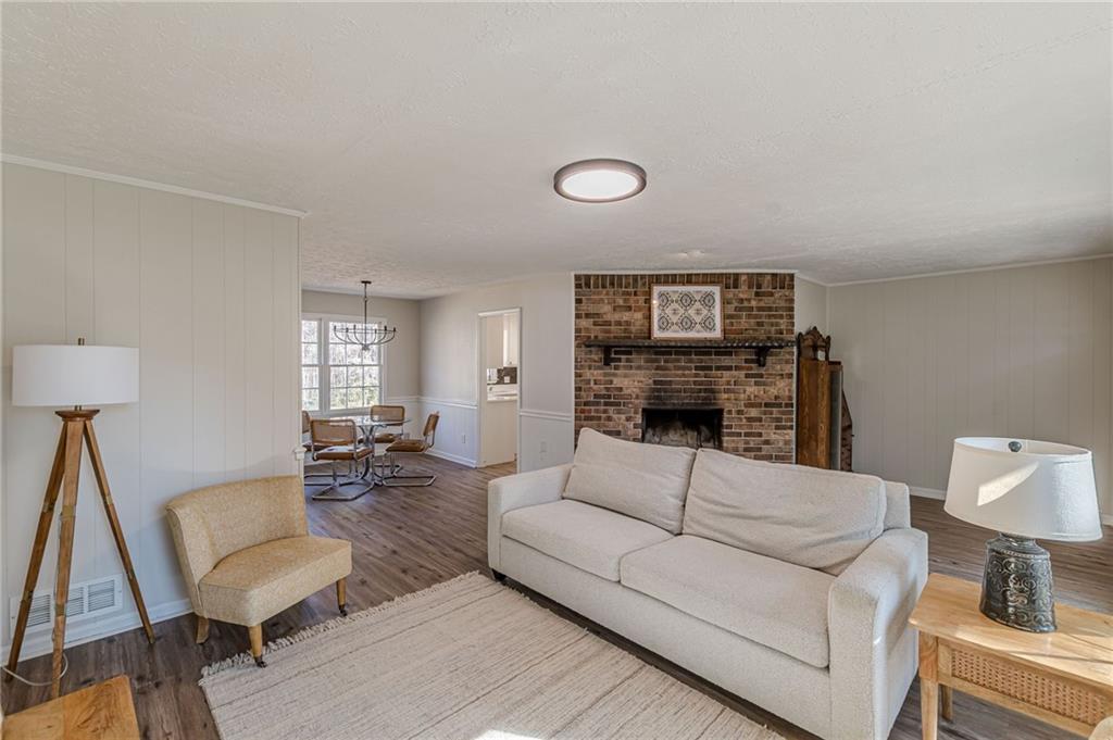 9178 Lakeview Drive Southwest Covington, GA 30014 - Photo 5 of 53