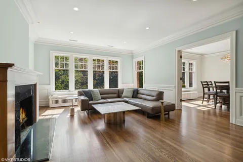 $1,025,000 | 1350 North State Parkway, Unit 3S, Chicago, IL 60610