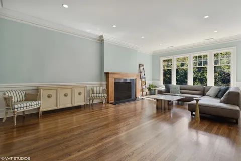 $1,025,000 | 1350 North State Parkway, Unit 3S, Chicago, IL 60610