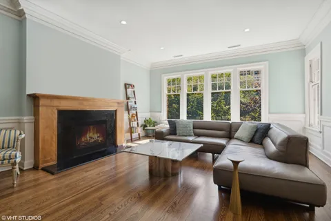 $1,025,000 | 1350 North State Parkway, Unit 3S, Chicago, IL 60610