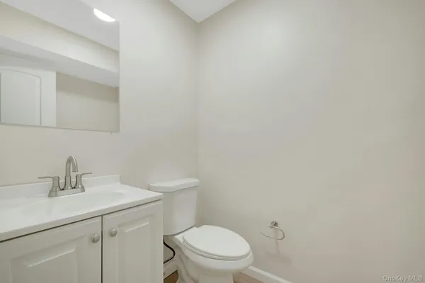 $5,800 | 25 South Washington Street, Unit A, Tarrytown, NY 10591