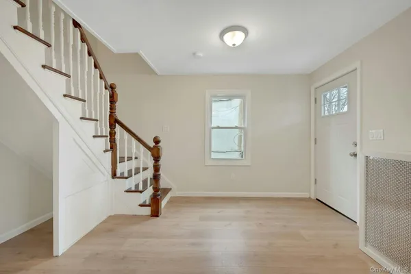 $5,800 | 25 South Washington Street, Unit A, Tarrytown, NY 10591