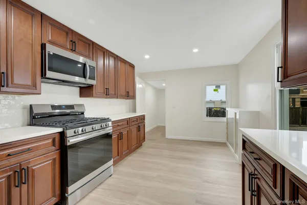 $5,800 | 25 South Washington Street, Unit A, Tarrytown, NY 10591