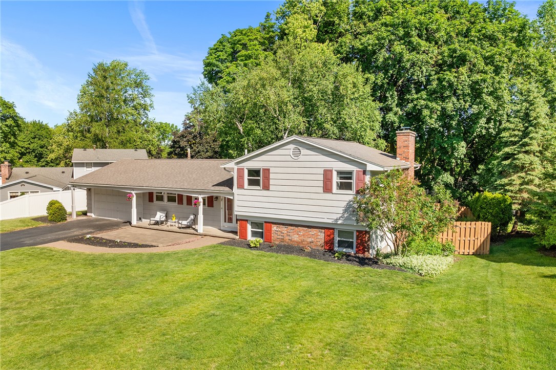 7 Aldwick Rise Perinton, NY 14450 - Photo 2 of 34