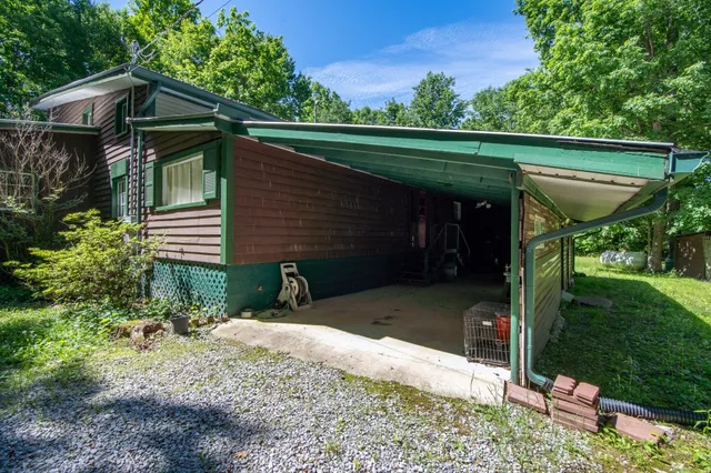 $249,900 | 29 Myers Road, Summertown, TN 38483