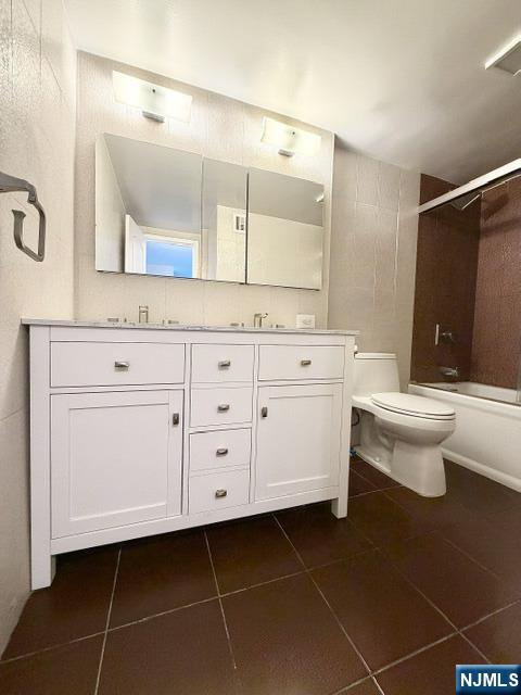 1203 River Road, Unit 12D Edgewater, NJ 07020 - Photo 12 of 25