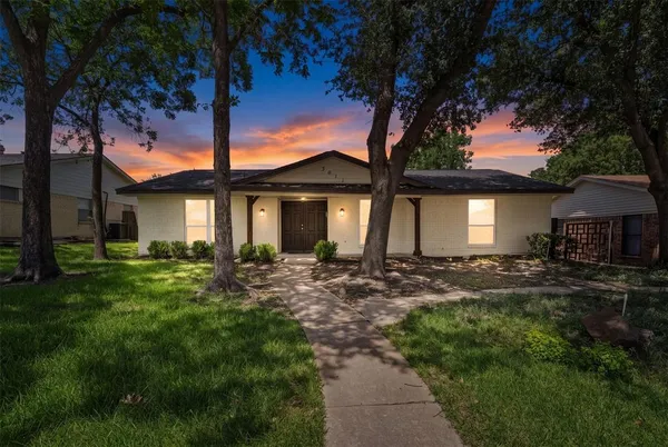 $365,000 | 3011 Portsmouth Drive, Mesquite, TX 75149
