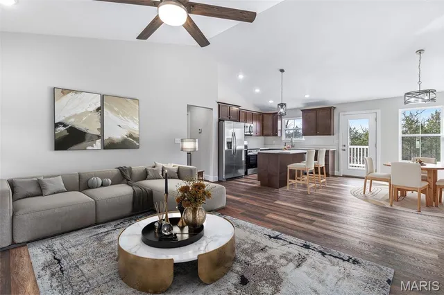 $299,000 | 1450 Rue Riviera, Bonne Terre, MO 63628