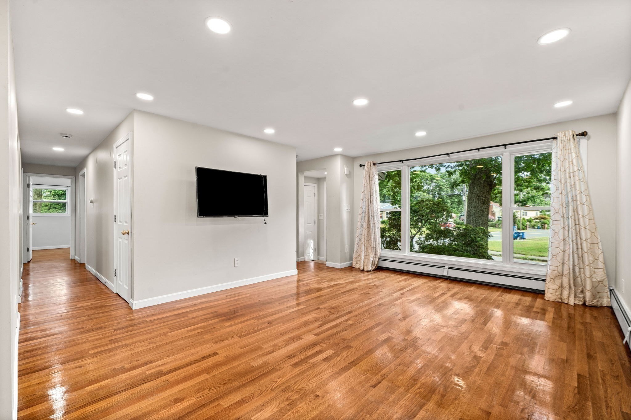4 Niles Road Randolph, MA 02368 - Photo 7 of 42 Gallery Image 7