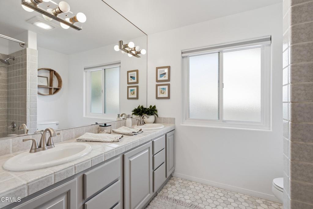 175 West Loop Drive Camarillo, CA 93010 - Photo 21 of 57