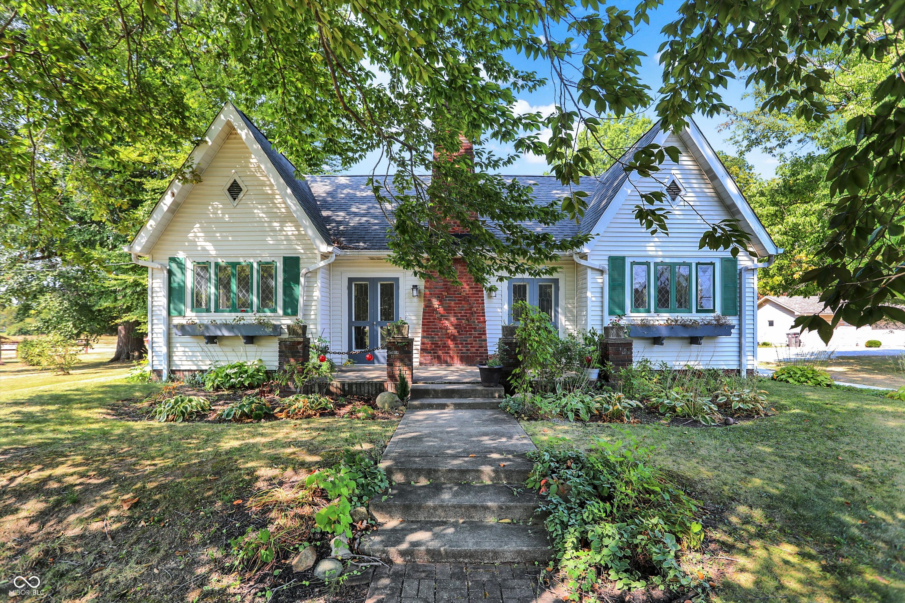 1640 South Hunter Road Indianapolis, IN 46239 - Photo 1 of 72 Gallery Image 1