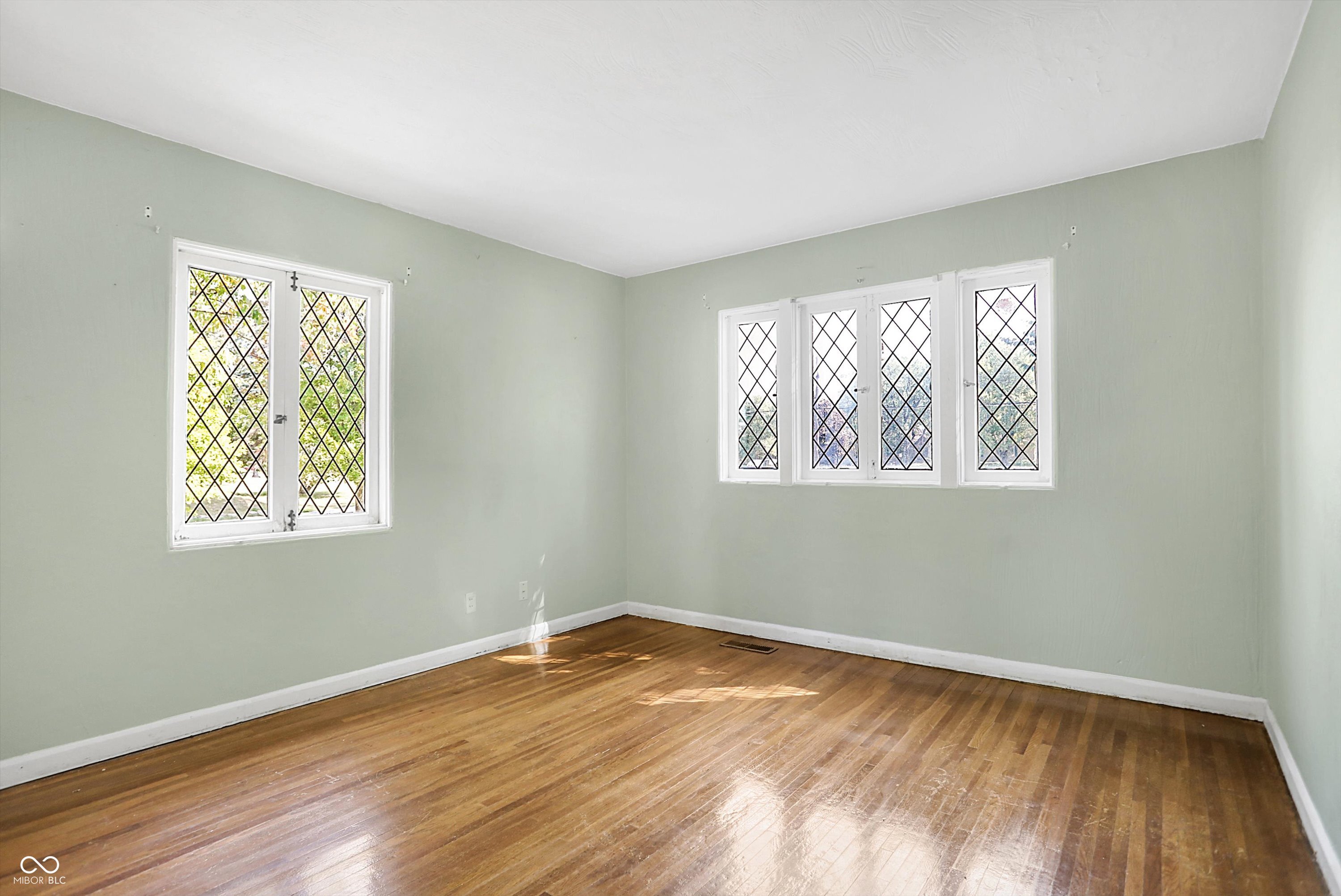 1640 South Hunter Road Indianapolis, IN 46239 - Photo 32 of 72 Gallery Image 32
