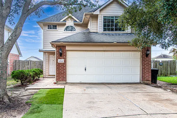 $1,800 | 20347 Hunterclif Lane, Katy, TX 77449