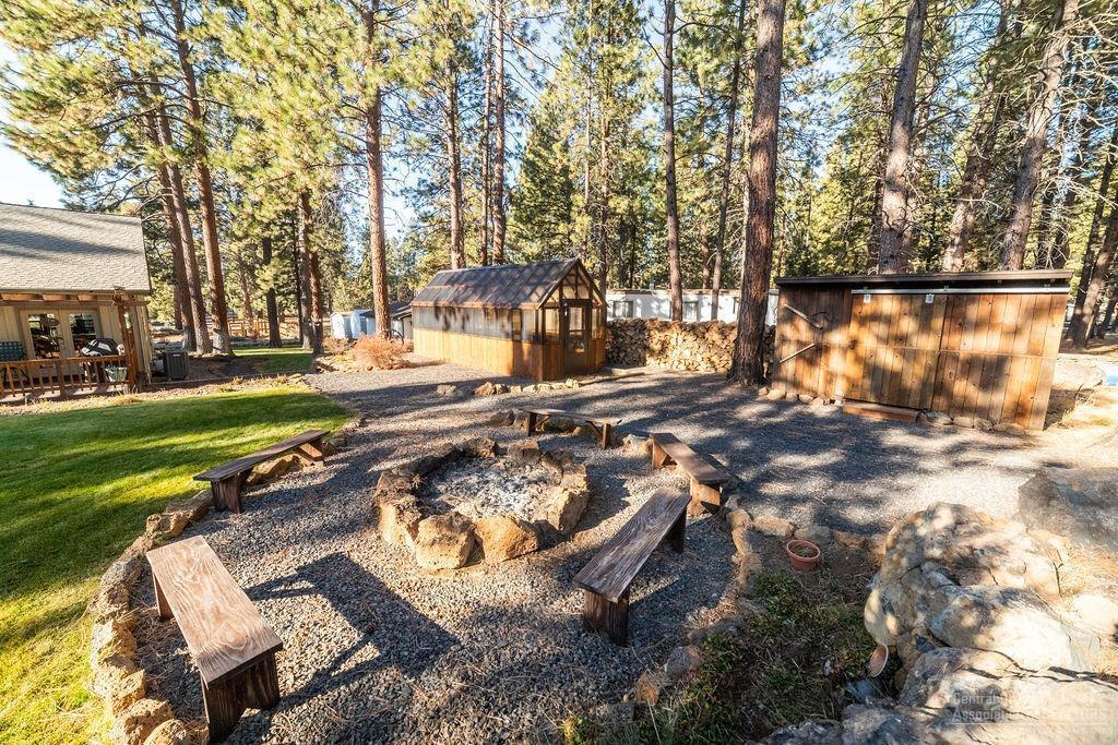60180 Turquoise Road Bend, OR 97702 - Photo 17 of 25 Additional Photo