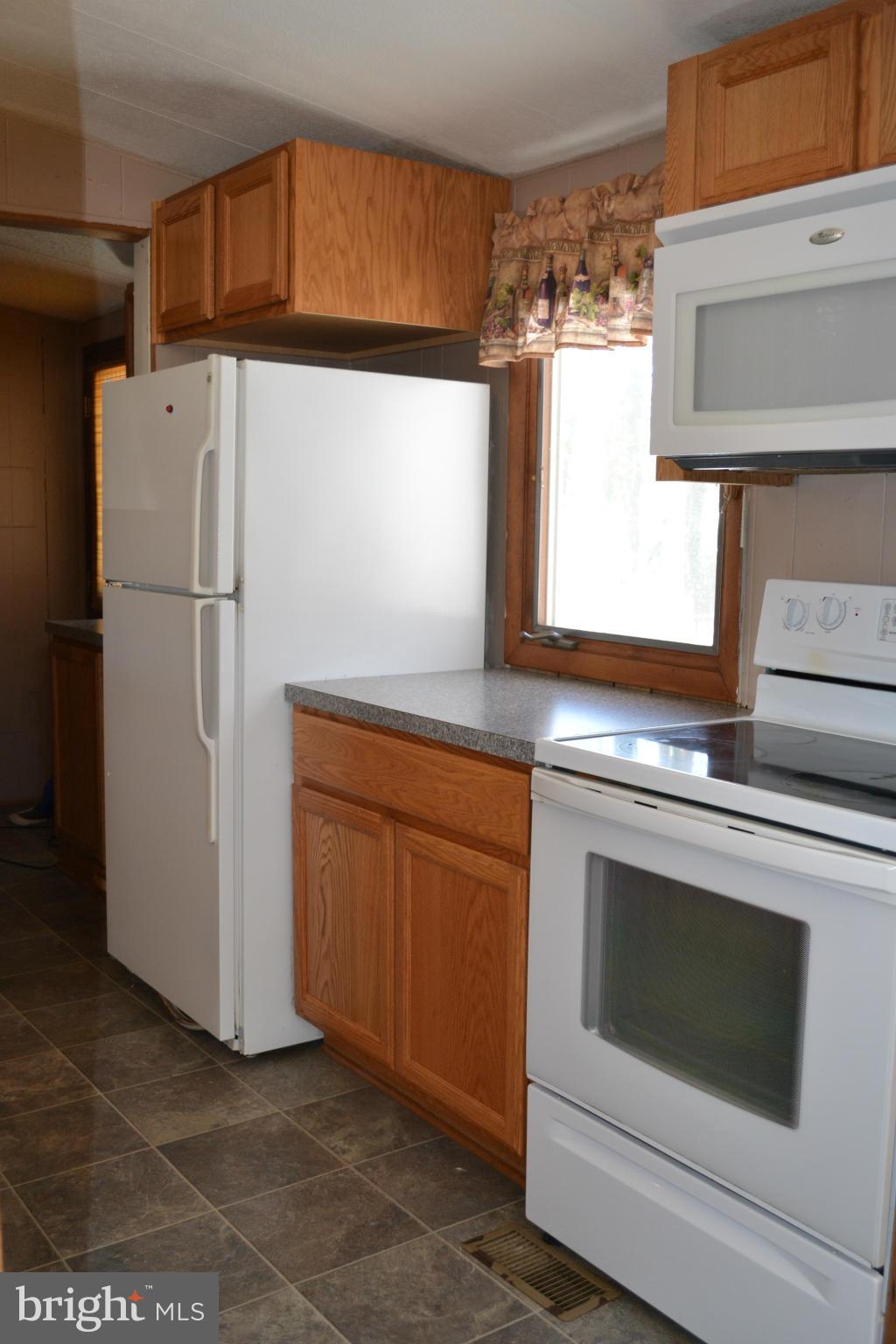 355 Red Cloud Road Lusby, MD 20657 - Photo 6 of 16 Kitchen