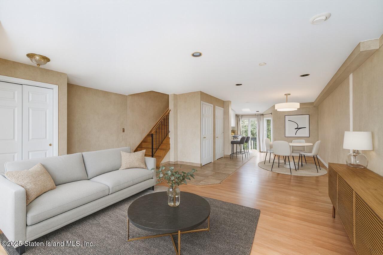 41 Wolcott Avenue Staten Island, NY 10312 - Photo 2 of 33 living room