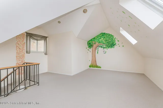 $724,999 | 41 Wolcott Avenue | Annadale