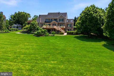$1,200,000 | 583 Oakmont Drive East, Telford, PA 18969