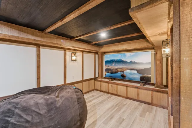 $995,000 | 7277 Northshore Drive, Siren, WI 54872