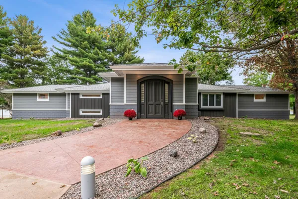 $995,000 | 7277 Northshore Drive, Siren, WI 54872