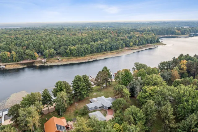 $995,000 | 7277 Northshore Drive, Siren, WI 54872