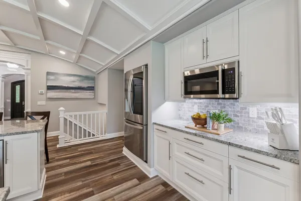 $995,000 | 7277 Northshore Drive, Siren, WI 54872