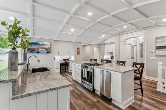 $995,000 | 7277 Northshore Drive, Siren, WI 54872