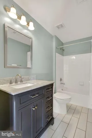 $489,000 | 2040 Waterfall Drive, Hanover, PA 17331