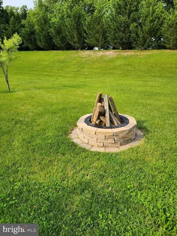 a view of a garden with a sink