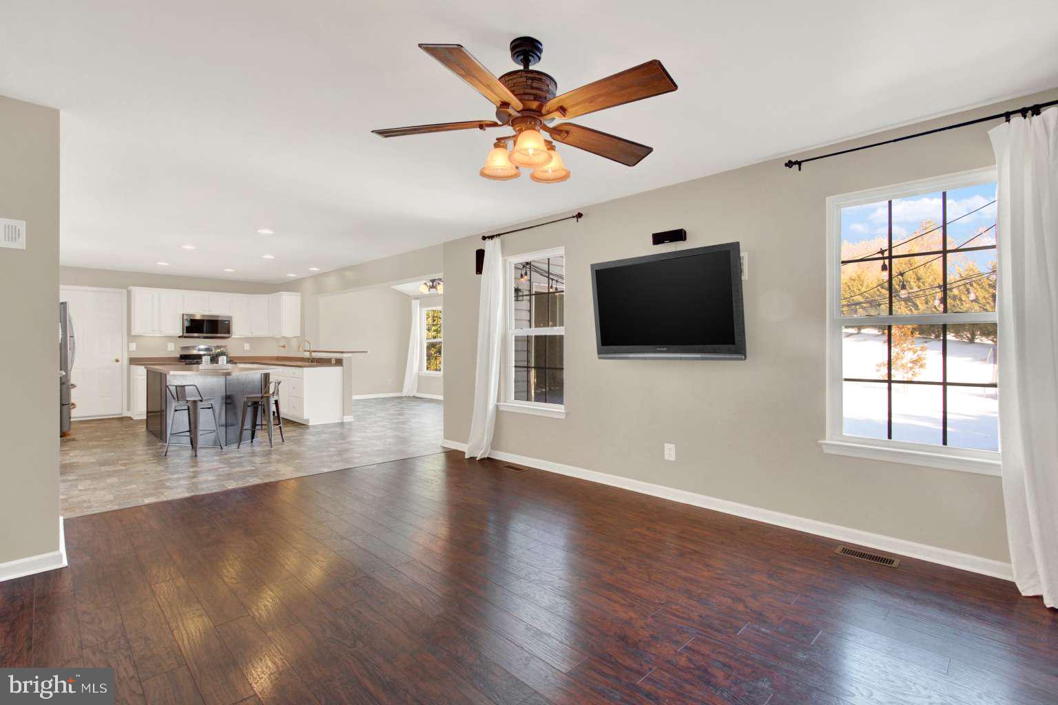 2040 Waterfall Drive Hanover, PA 17331 - Photo 6 of 25