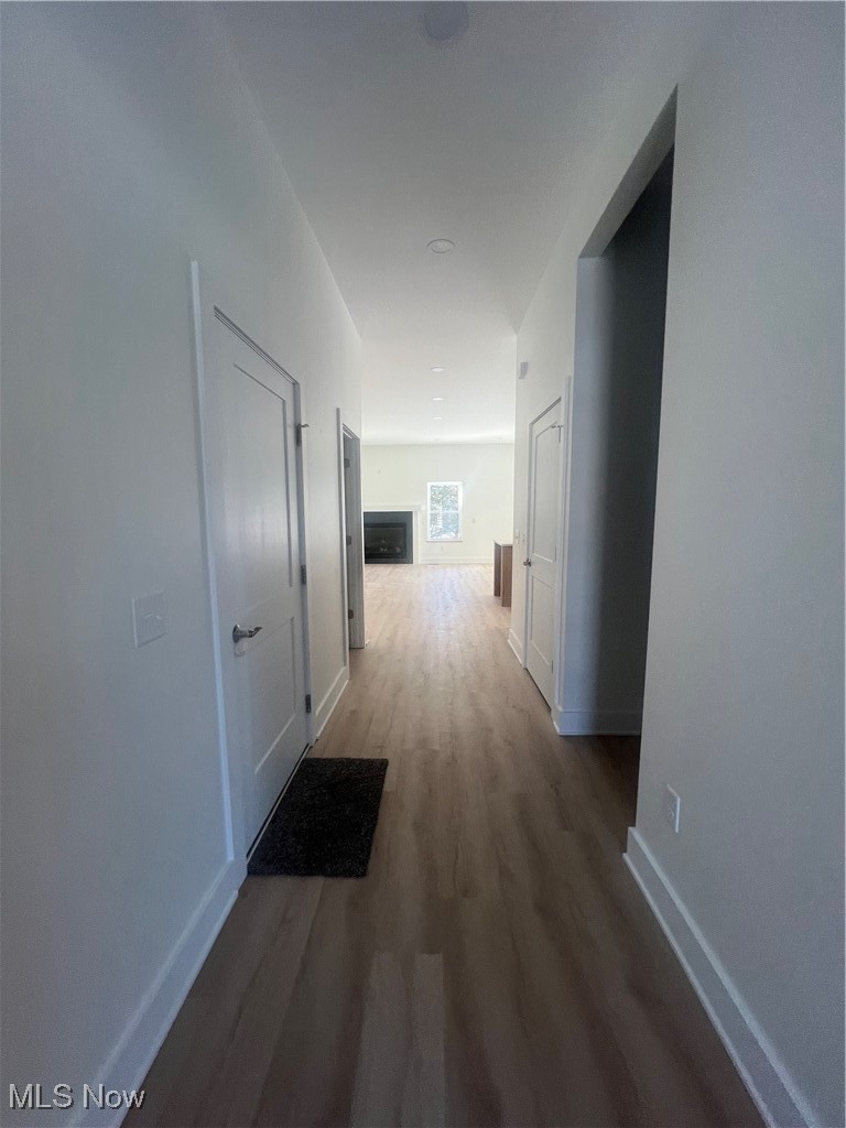 3370 Nagel Road Avon, OH 44011 - Photo 17 of 30 Wide hallway