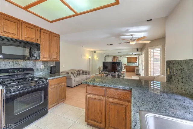 $499,999 | 9021 Feather River Court, Las Vegas, NV 89117