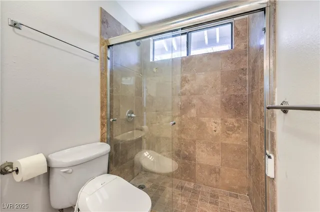 $499,999 | 9021 Feather River Court, Las Vegas, NV 89117