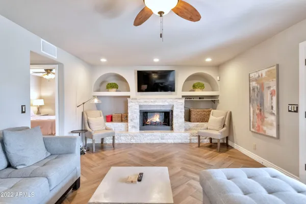 $4,995 | 14227 North 57th Way, Scottsdale, AZ 85254