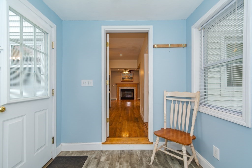 27 West Meadow Road Lowell, MA 01854 - Photo 17 of 32