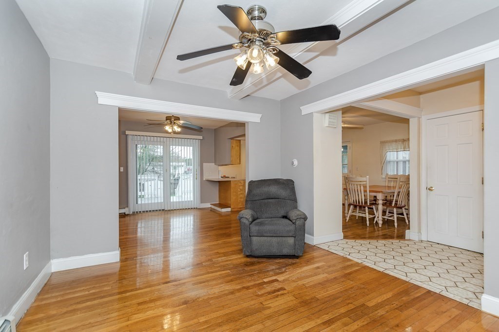 27 West Meadow Road Lowell, MA 01854 - Photo 3 of 32