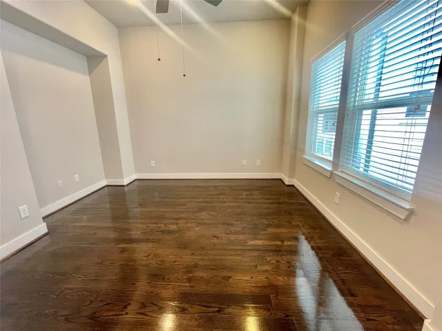 $3,300 | 5811 Petty Street, Unit A, Houston, TX 77007
